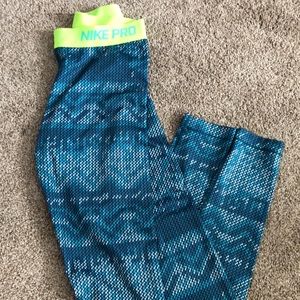 Nike leggings